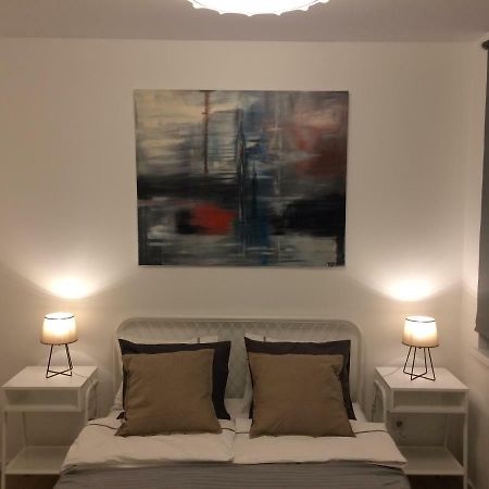 Elegant Apartment Close To The Old Town Vilnius Bagian luar foto